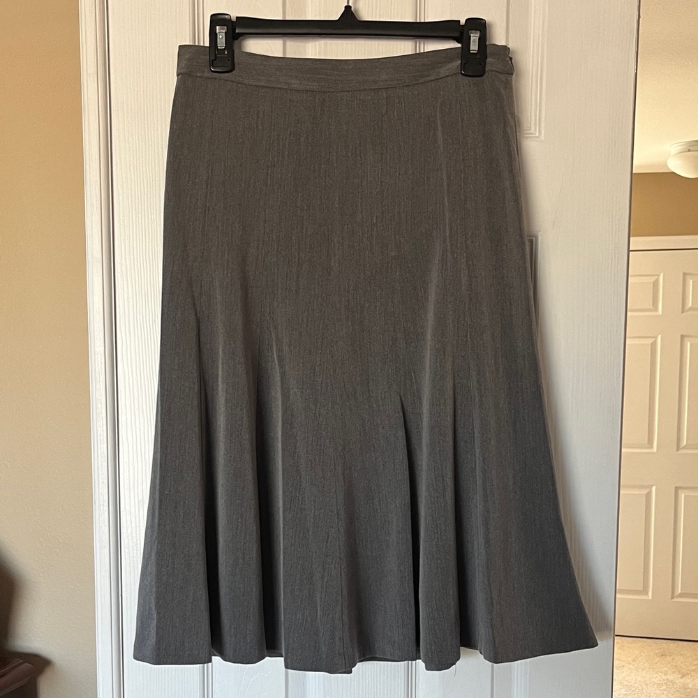 East 5th Grey Midi Flare Skirt Sz 8